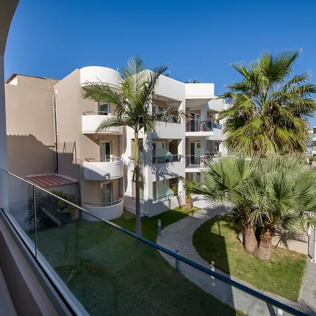 Marika Aparthotel 4*