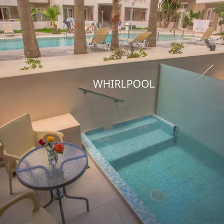 Aparthotel Marika 4*