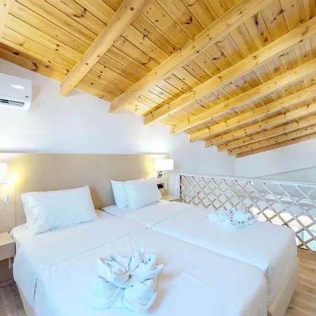 Marika Aparthotel